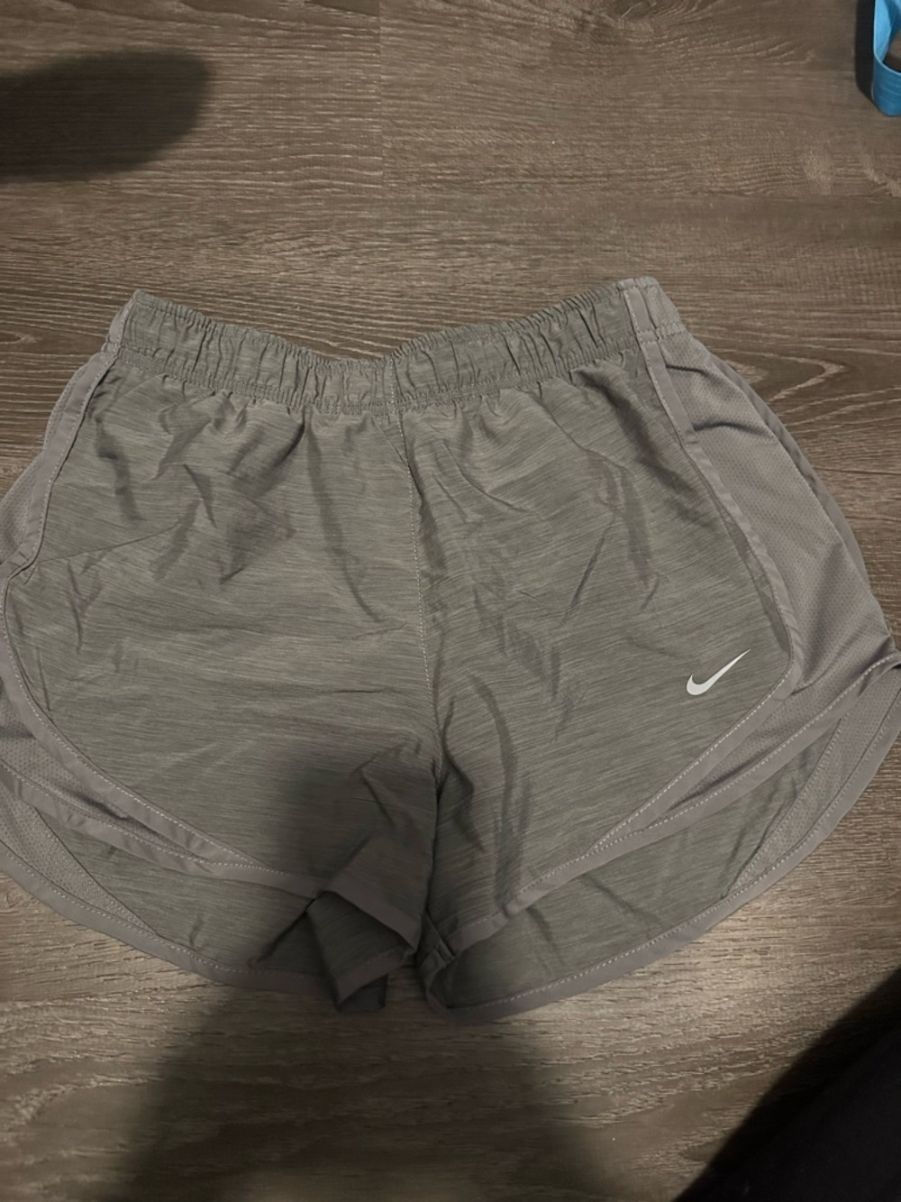 Nike Women's Light Gray Athletic Running Shorts